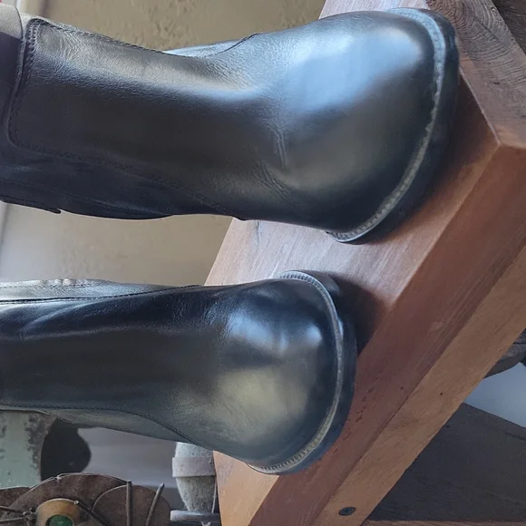 Madewell Black Leather Boots - Picture 6 of 12